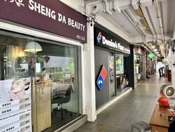 West Coast Drive (D5), Retail #529433771